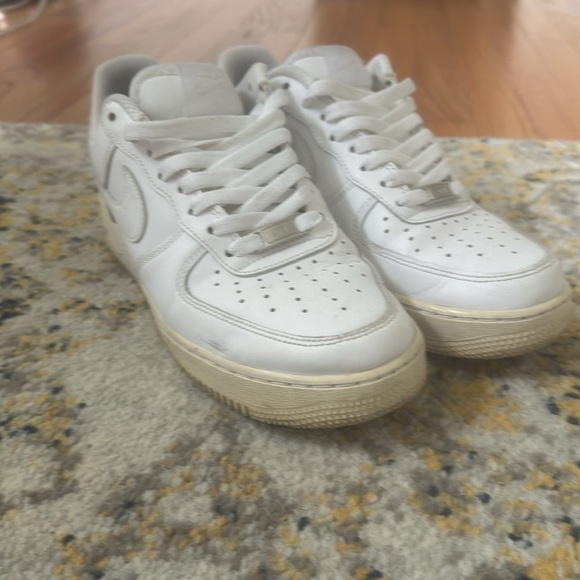 Nike 315122-111 Air Force 1 '07 US 8 Athletic Men - Picture 1 of 8